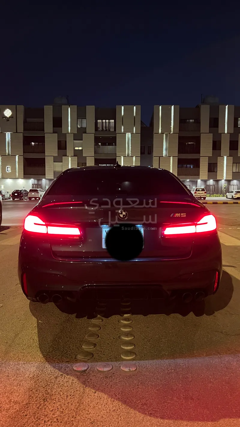 2018 بي ام دبليو الفئة ام إم 5 كومباتيشن باكج