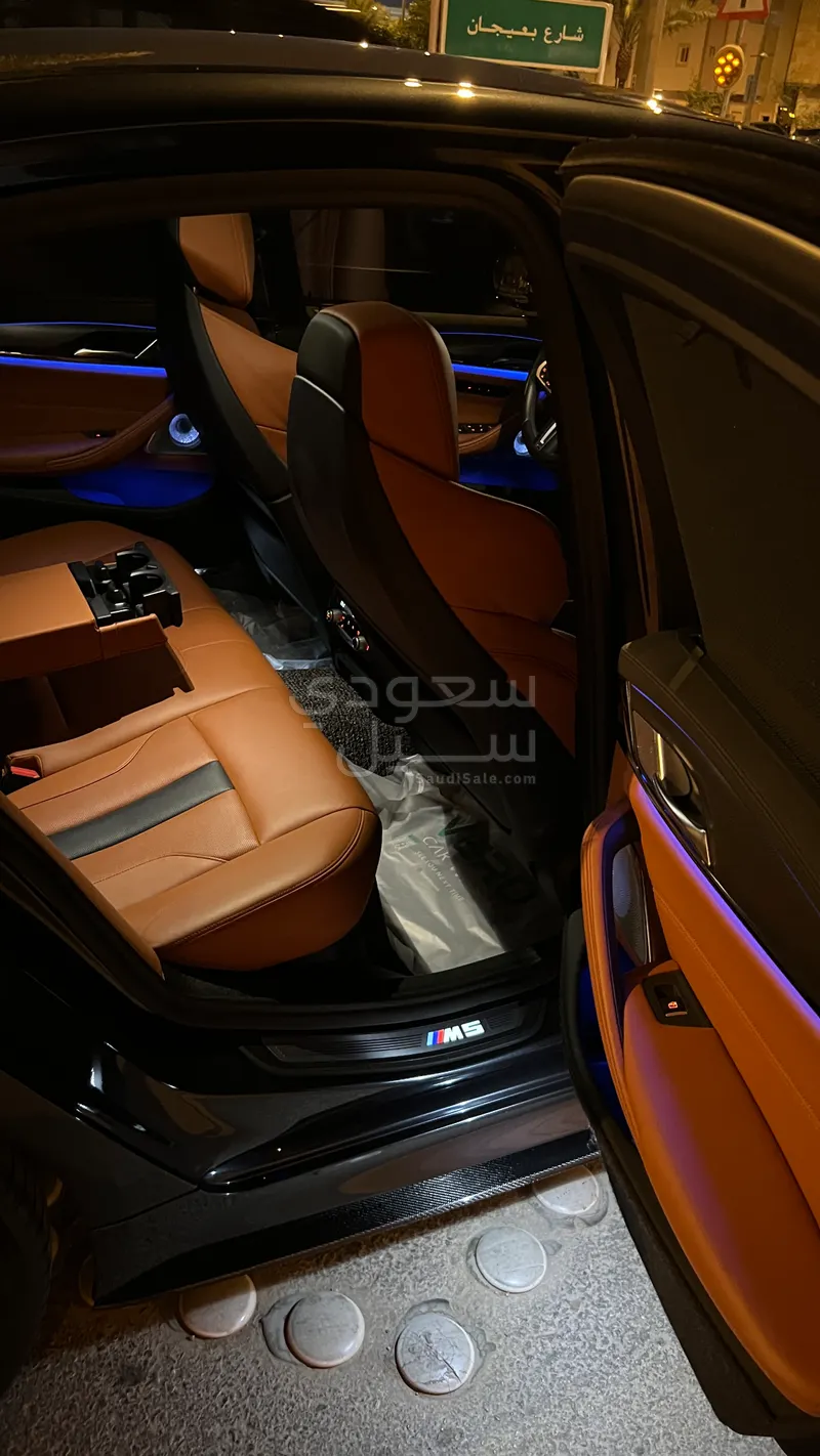 2018 بي ام دبليو الفئة ام إم 5 كومباتيشن باكج