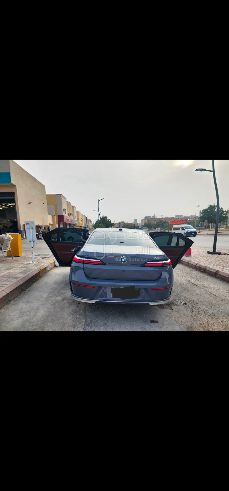 2024 بي ام دبليو الفئة السابعة 735 إل أي