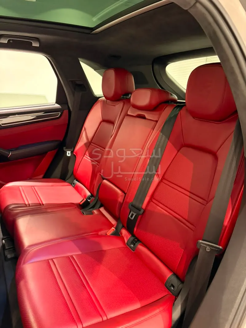 2022 بورش كايين جي تي اس