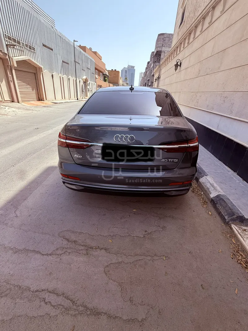 2025 اودي اي 6 اس لاين