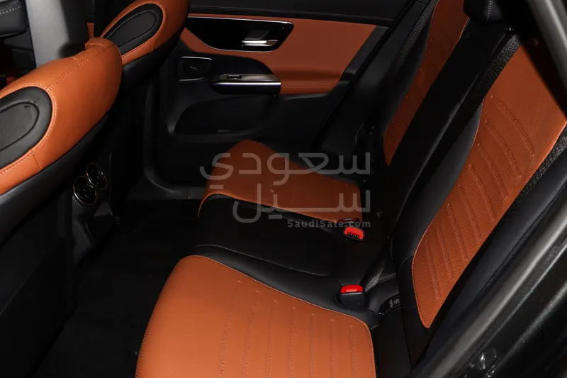2026 مرسيدس - بنز جي إل سي 200
