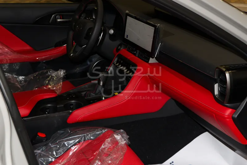 2026 لكزس آي إس 350 إف