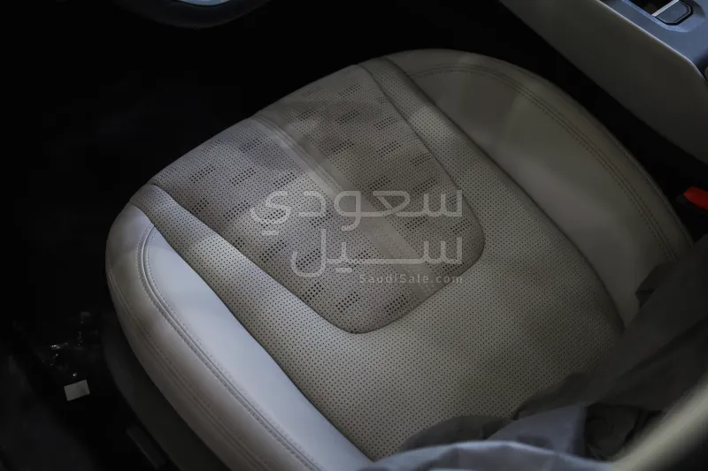 2026 فورد توروس تايتينيوم