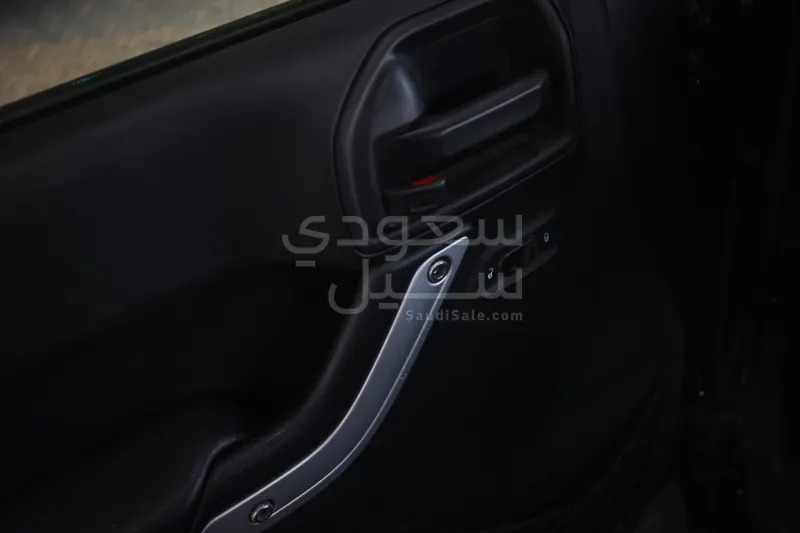 2017 جييب رانجلر صحارى