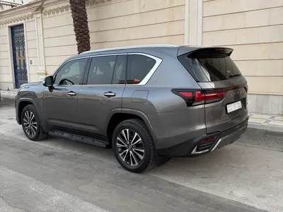 2023 لكزس إل إكس 600 BB
