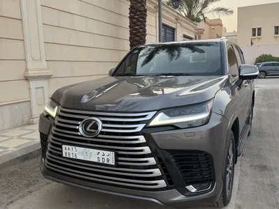 2023 لكزس إل إكس 600 BB