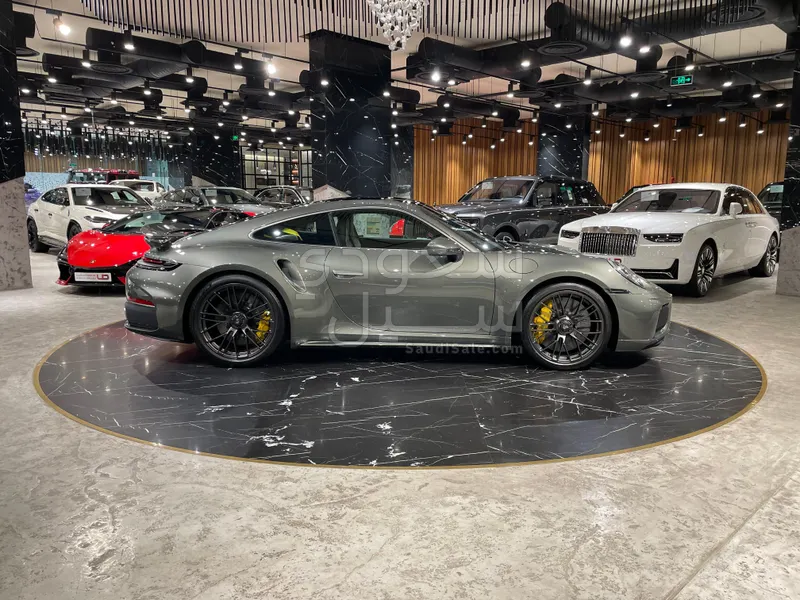 2026 بورش 911 كاريرا توربو اس