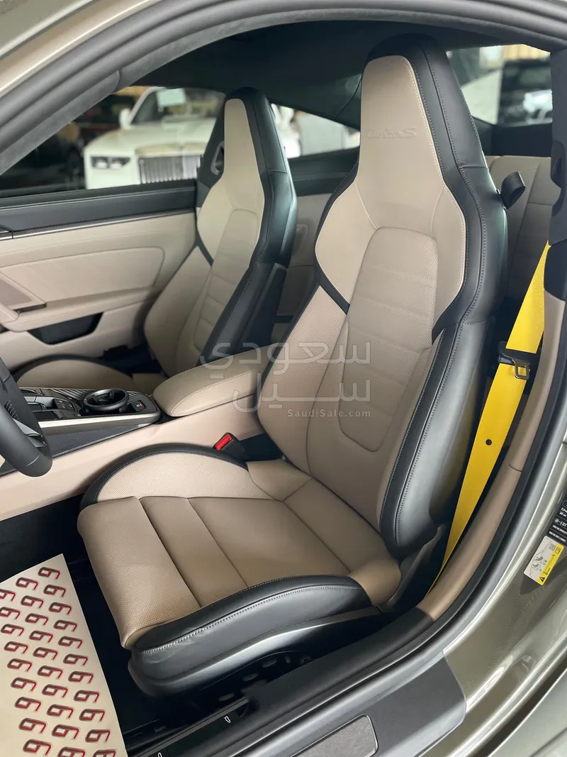 2026 بورش 911 كاريرا توربو اس