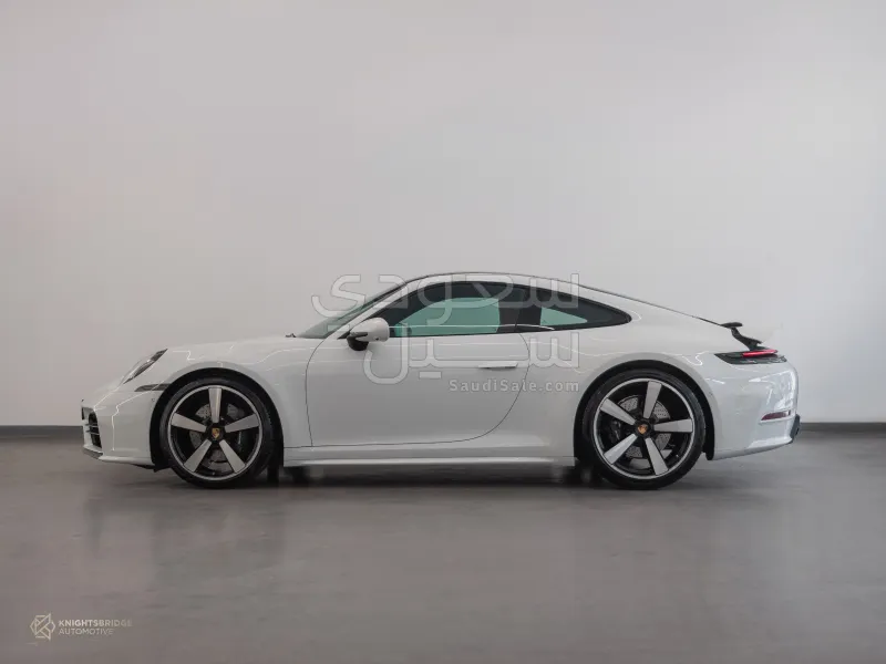 2026 بورش 911 كاريرا