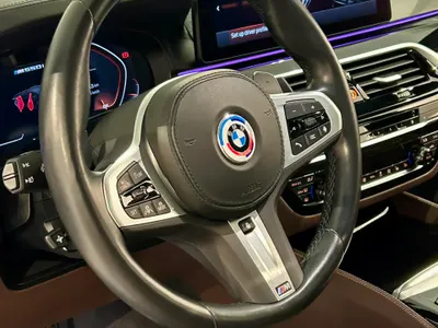 2023 بي ام دبليو الفئة الخامسة 550 أي إم