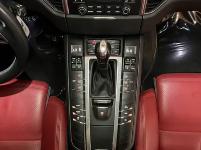 2018 بورش ماكان