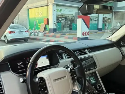 2019 لاند روفر رينج روفر فوج اوتوبيوغرافي
