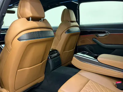 2020 اودي اي 8 ال 55تي اف اس أي