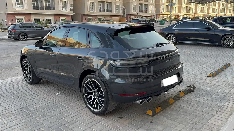 2019 بورش ماكان