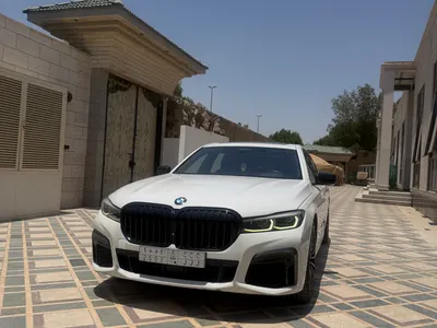 2020 بي ام دبليو الفئة السابعة 740 إل أي