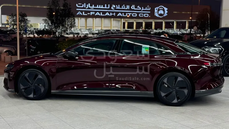2024 لوسيد جراند تورينج