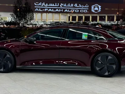 2024 لوسيد جراند تورينج