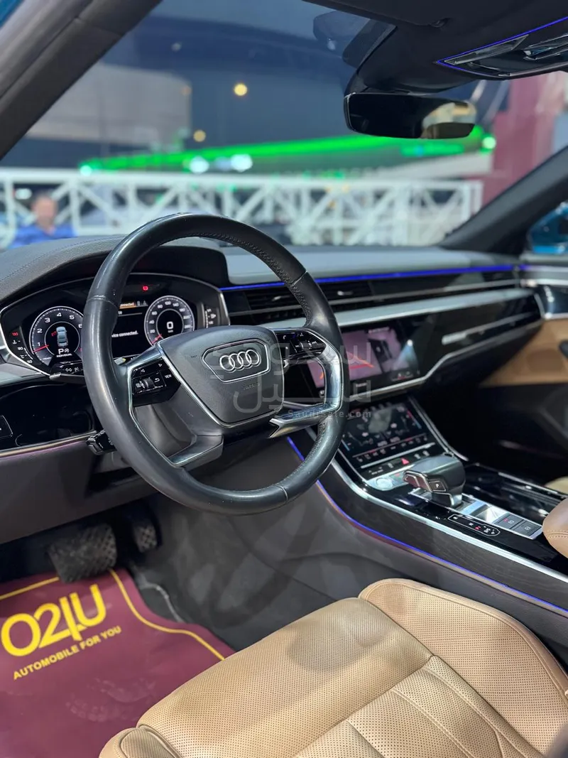 2019 اودي اي 8 ال 55تي اف اس أي