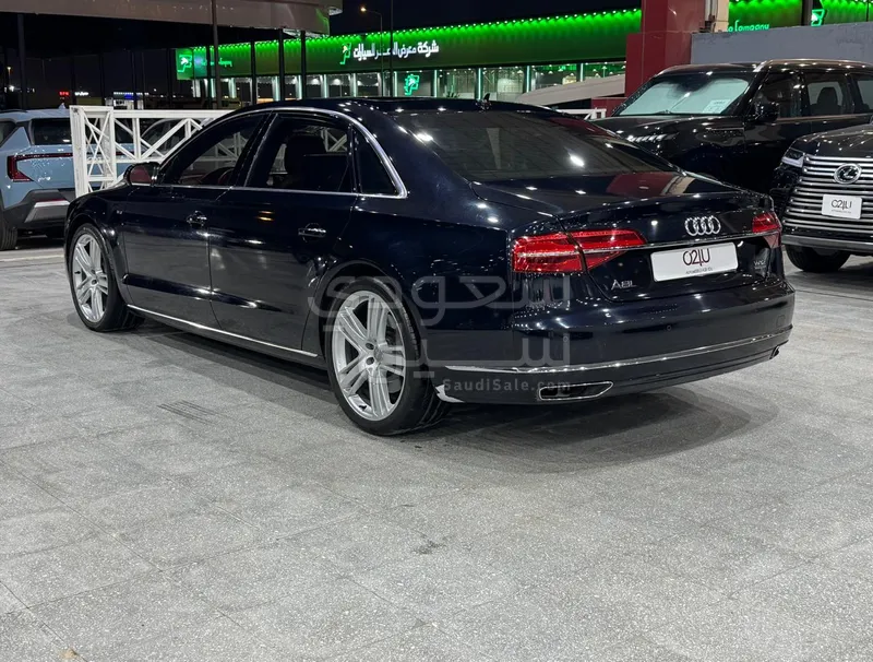 2015 اودي اي 8 ال