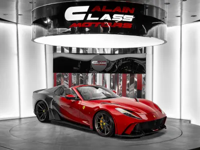 2022 فيراري 812 جي تي اس