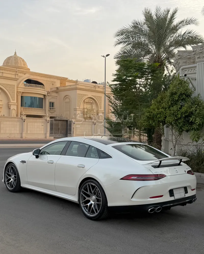 2021 مرسيدس - بنز جي تي 43 أي إم جي