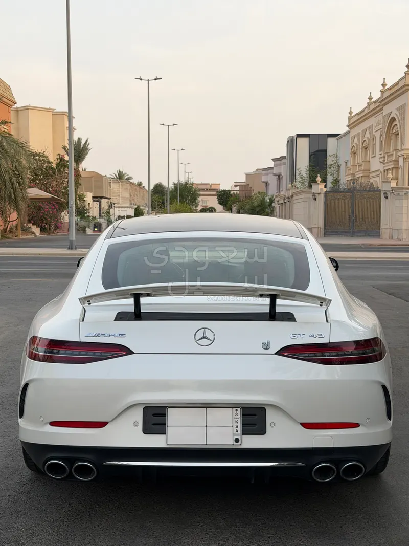 2021 مرسيدس - بنز جي تي 43 أي إم جي