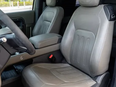 2022 لاند روفر ديفيندر 90