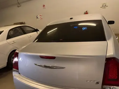 2021 كرايسلر 300 اس