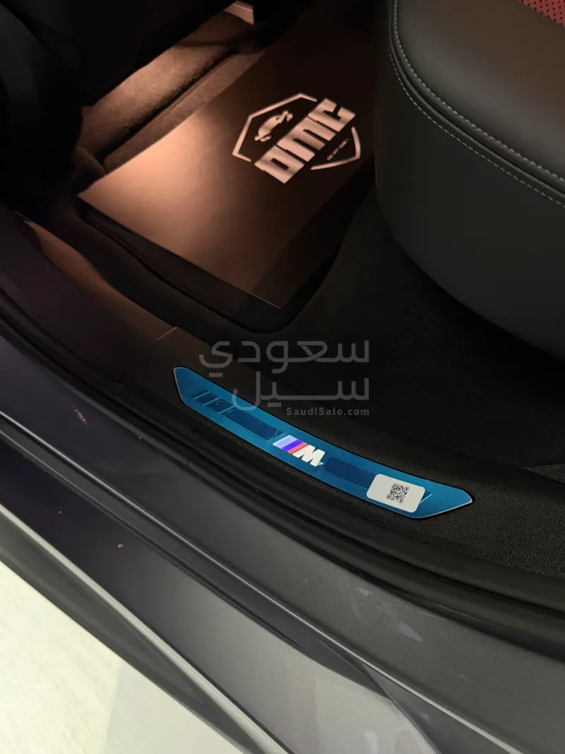 2025 بي ام دبليو الفئة اكس 6 إم كت