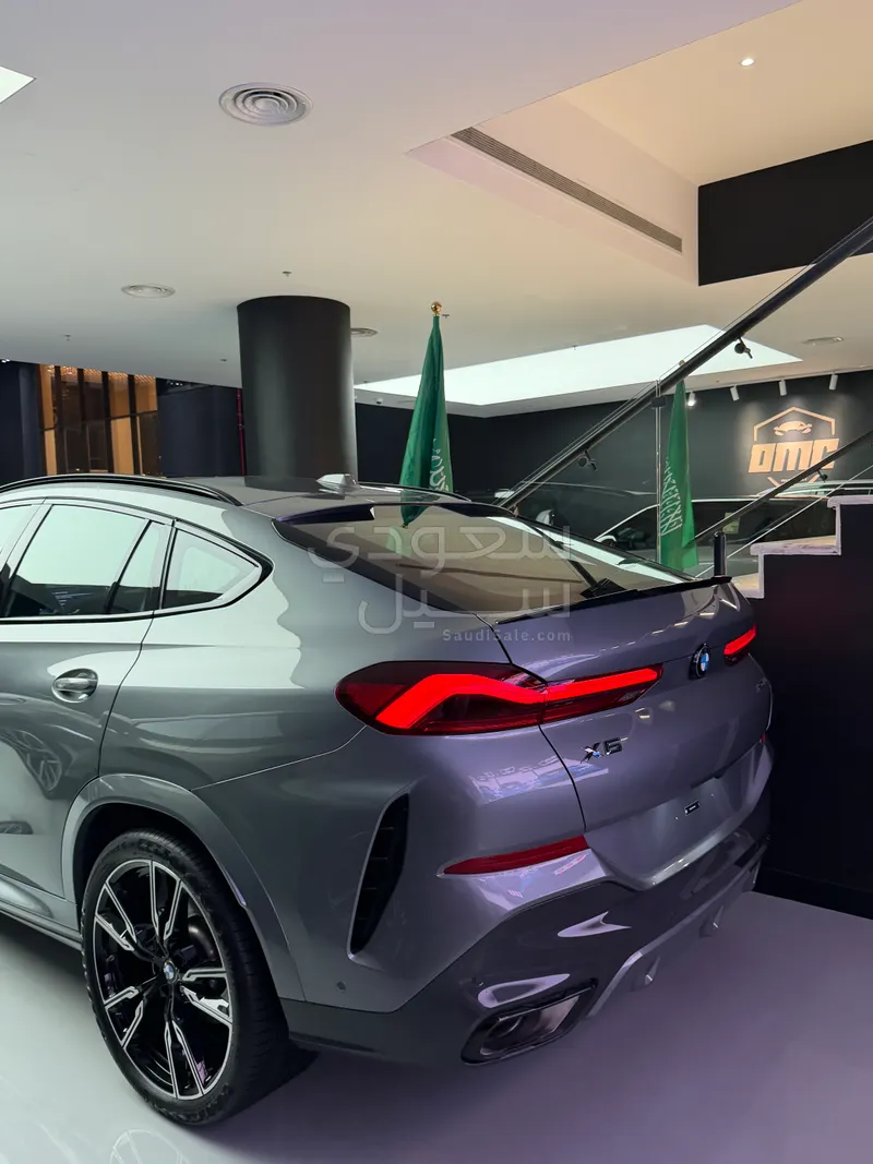 2025 بي ام دبليو الفئة اكس 6 إم كت