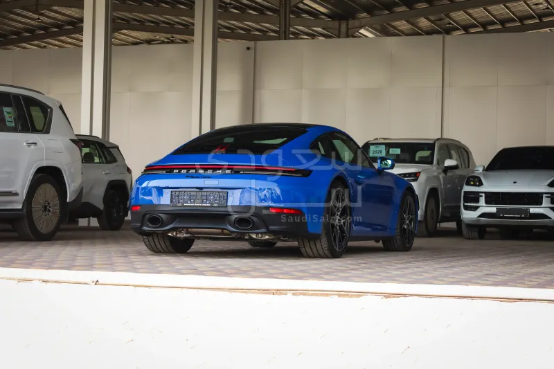 2026 بورش 911 كاريرا