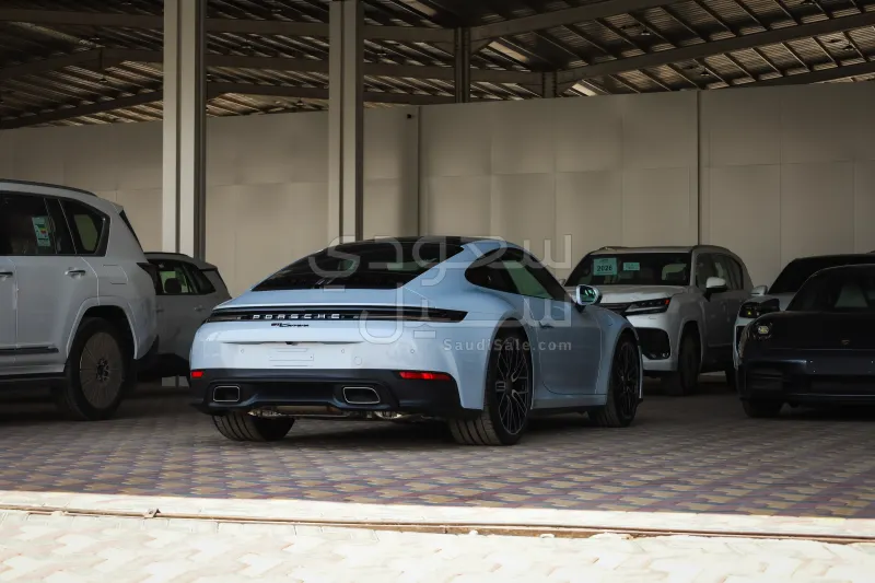 2026 بورش 911 كاريرا