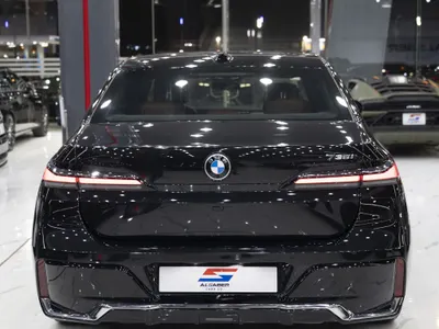 2026 بي ام دبليو الفئة السابعة 735أي