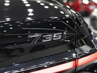 2026 بي ام دبليو الفئة السابعة 735أي