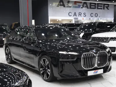2026 بي ام دبليو الفئة السابعة 735أي