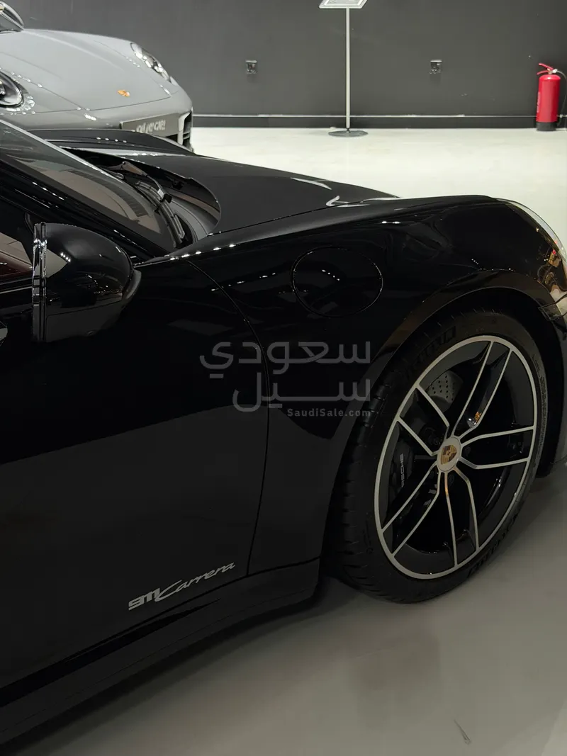 2026 بورش 911 كاريرا