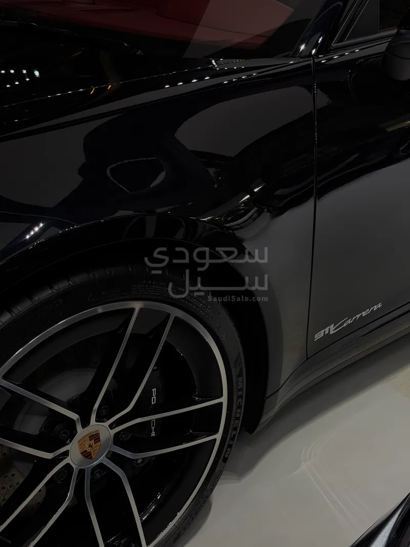 2026 بورش 911 كاريرا