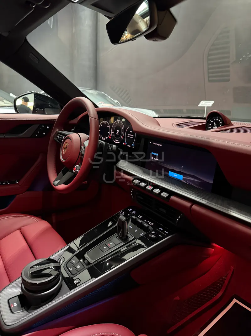 2026 بورش 911 كاريرا