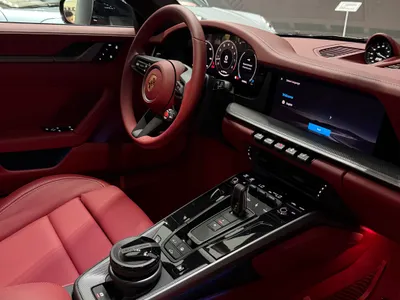 2026 بورش 911 كاريرا