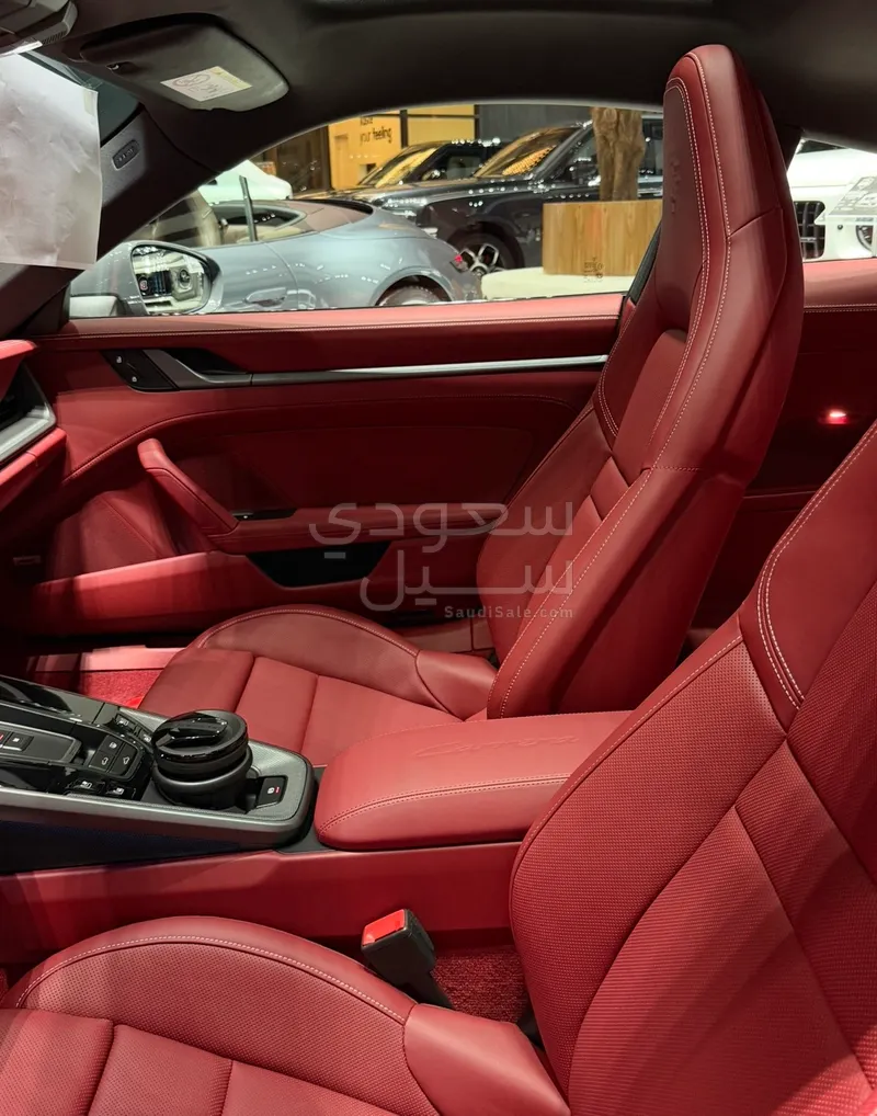 2026 بورش 911 كاريرا