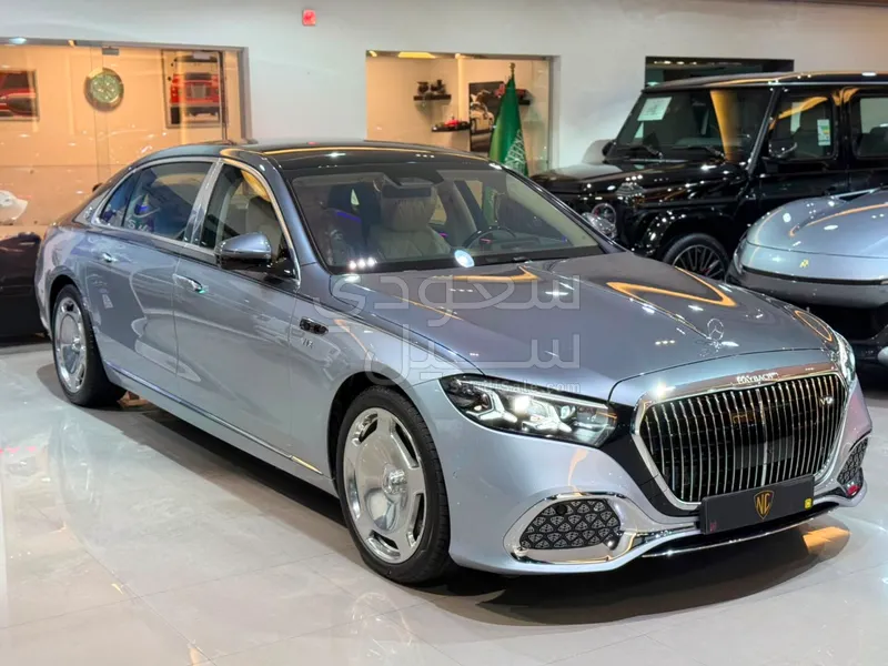 2027 مرسيدس - بنز إس 680 مايباخ