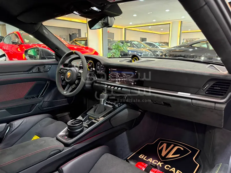 2025 بورش 911 جي تي 3 ار اس