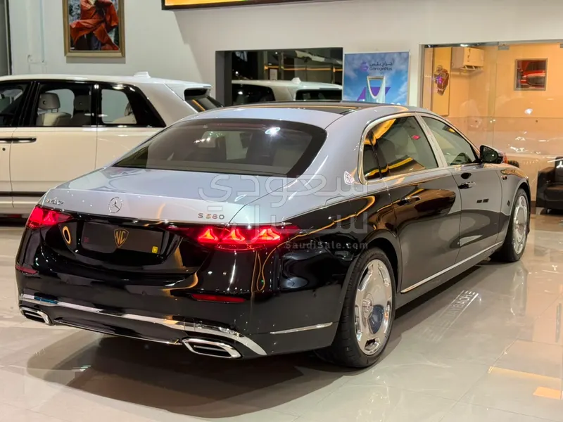 2027 مرسيدس - بنز إس 580 مايباخ