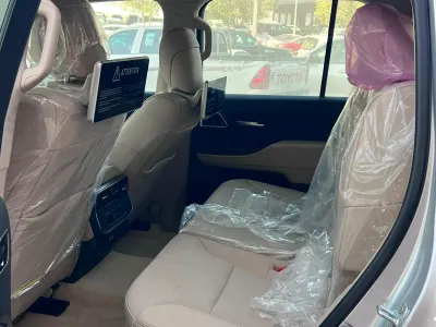 2026 تويوتا لاند كروزر جي اكس ار