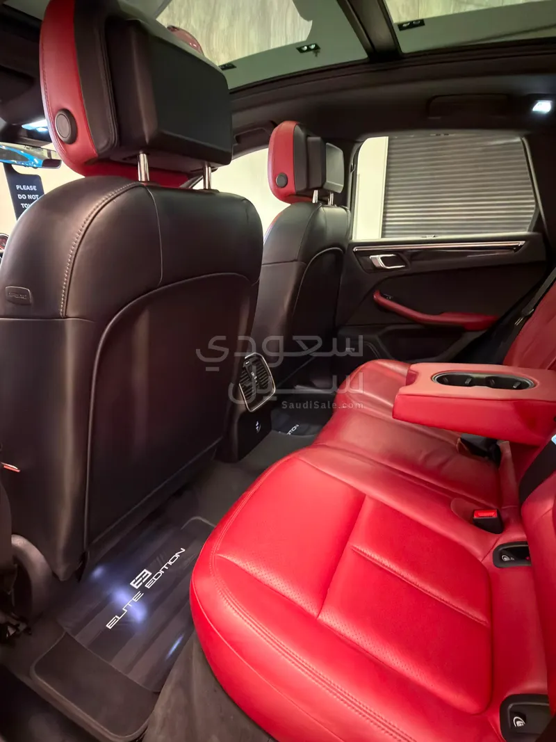 2021 بورش ماكان