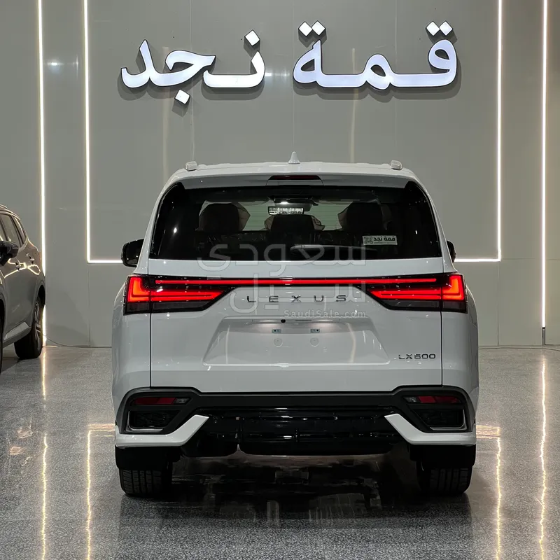 2026 لكزس إل إكس 600 إف