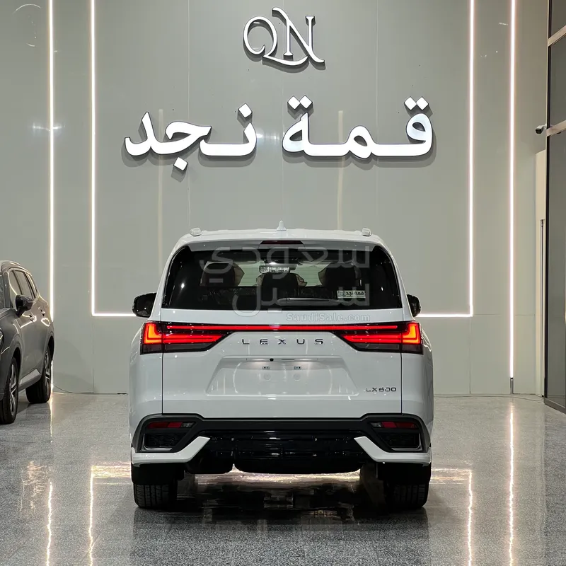 2026 لكزس إل إكس 600 إف