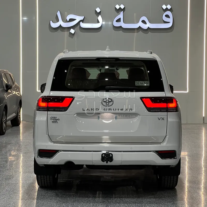 2026 تويوتا لاند كروزر في اكس
