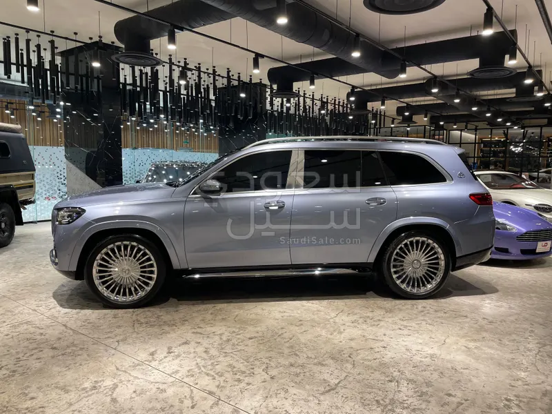 2026 Mercedes-Benz GLS 600 maybach